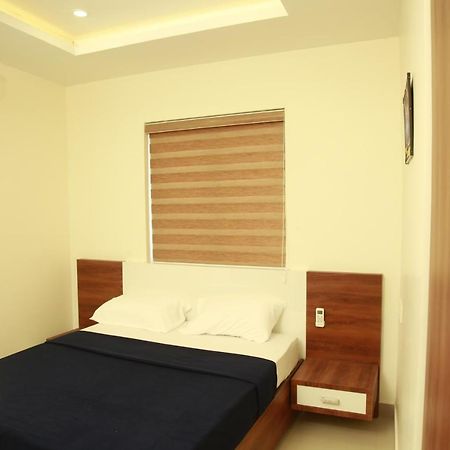 Dreams Residency Manjeri Dış mekan fotoğraf